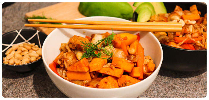 Thai Gemüse mit Süßkartoffel und Tofu
